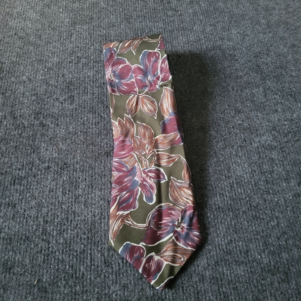 Jsaco Foral Patterned Tie Silk